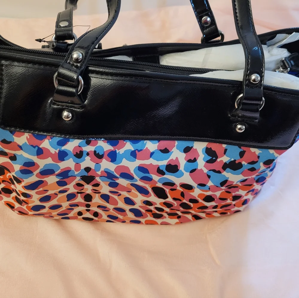Nine West Black, Pink, & Blue Polka-Dot Tote Bag! 💙 - Picture 6 of 12
